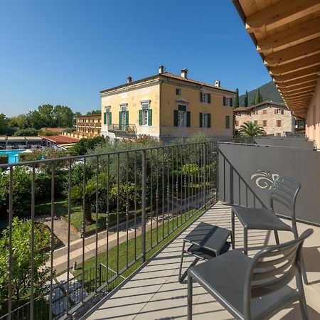 Regina Del Garda Suite トスコラーノ・マデルノ エクステリア 写真