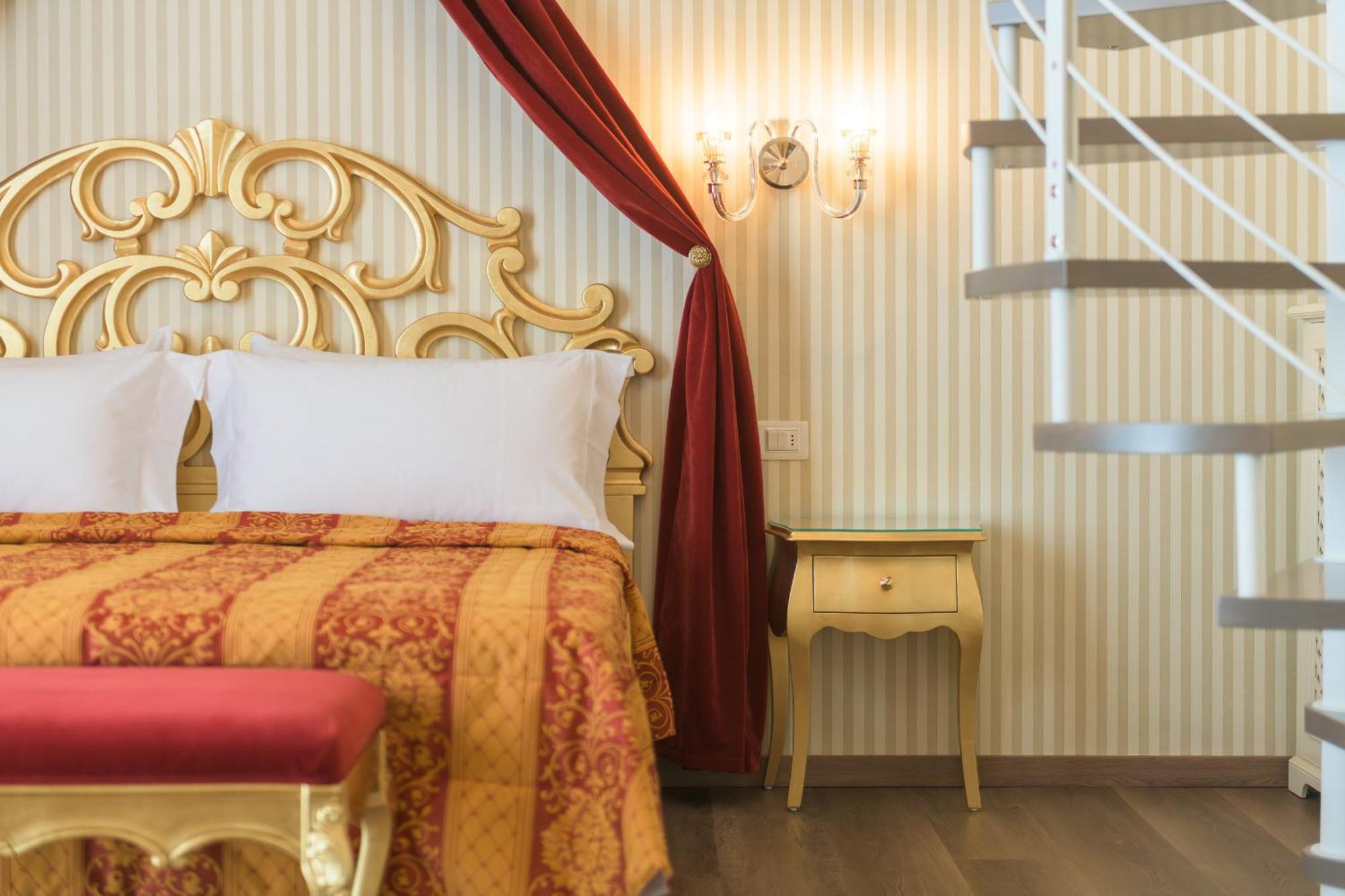 Regina Del Garda Suite トスコラーノ・マデルノ エクステリア 写真