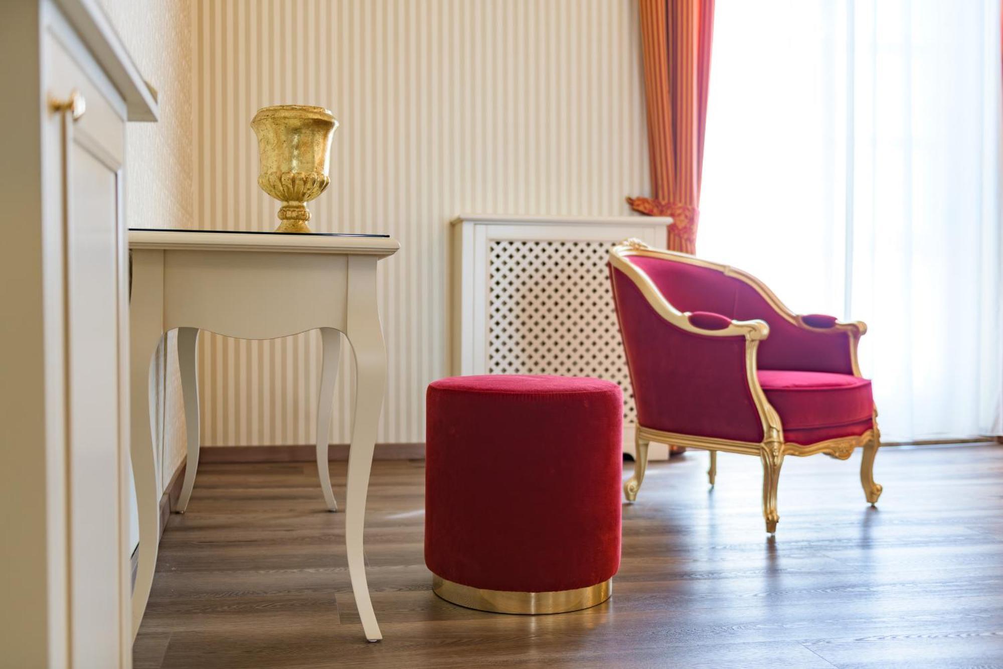 Regina Del Garda Suite トスコラーノ・マデルノ エクステリア 写真